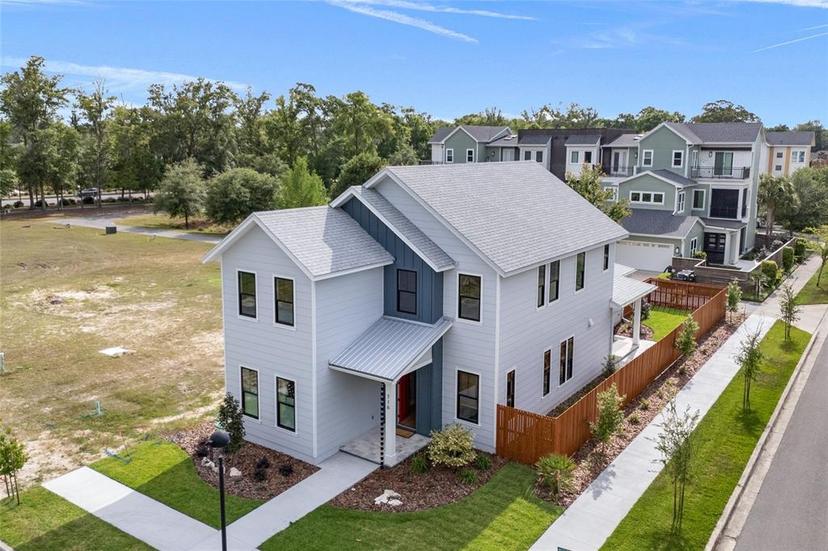 Picture of 716 SW 131 Street, Newberry FL 32669