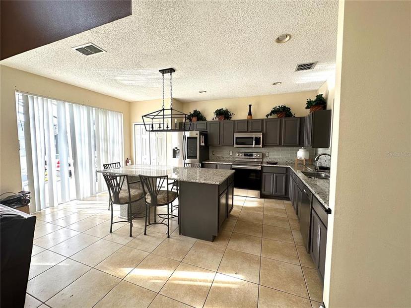 Picture of 154 Barefoot Beach Way, Kissimmee FL 34746