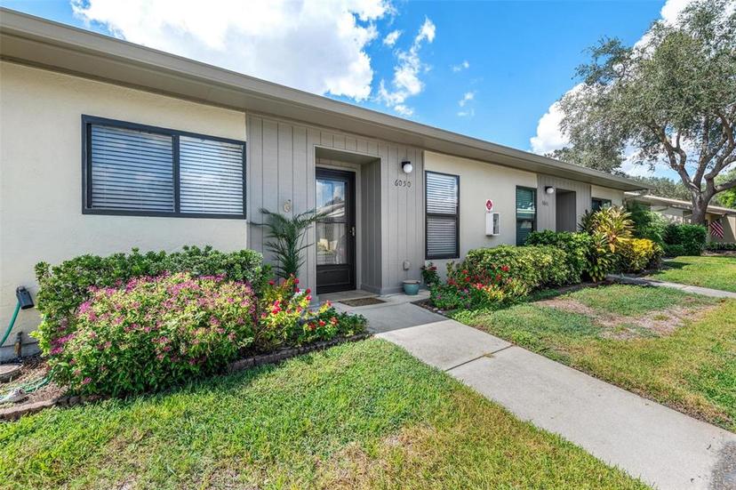Picture of 6050 28Th Street W Unit 14B, Bradenton FL 34207