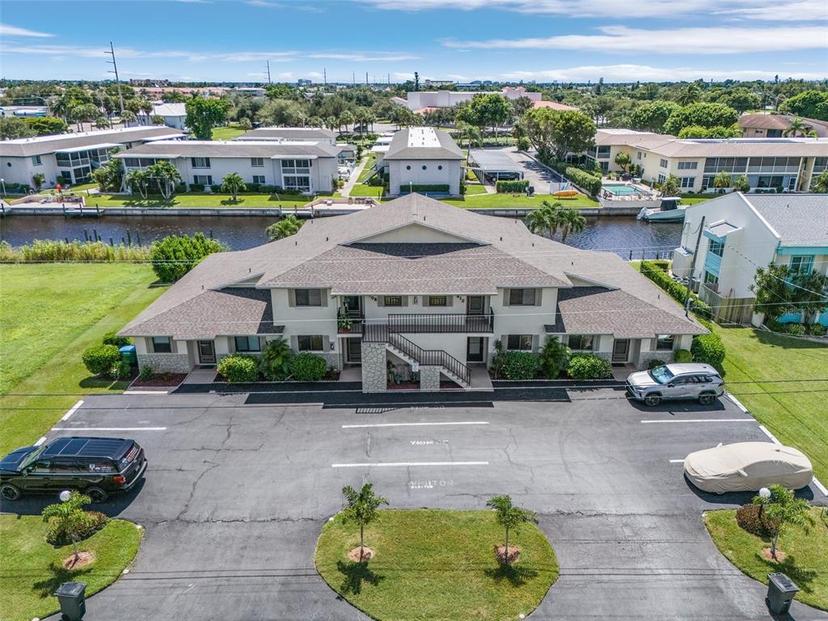 Picture of 1412 SE 40Th Street Unit 5, Cape Coral FL 33904