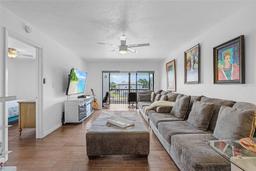 Picture of 1412 SE 40Th Street Unit 5, Cape Coral, FL 33904