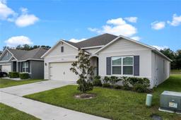 Picture of 3287 Logan Berry Drive, Mount Dora, FL 32757