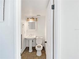 Picture of 914 SW 8Th Avenue Unit 19, Gainesville, FL 32601