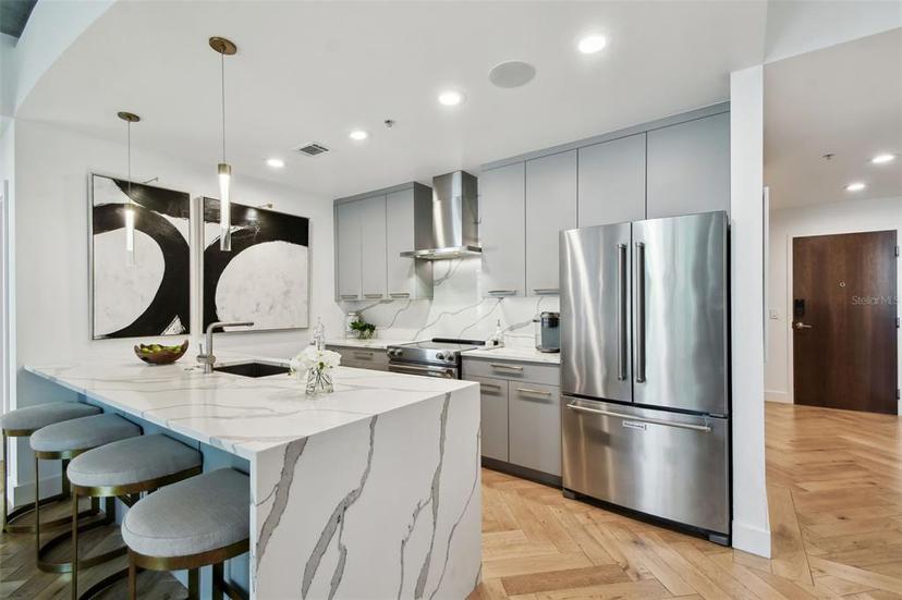 Picture of 777 N Ashley Drive Unit 806, Tampa FL 33602