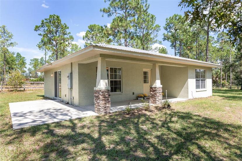 Picture of 12931 SE 21St Place, Morriston FL 32668