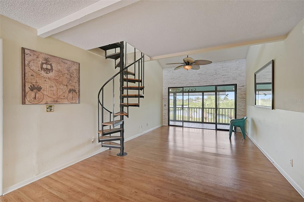 Picture of 1026 Bird Bay Way Unit 276, Venice, FL 34285