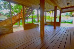 Picture of 10213 Newport Circle, Tampa, FL 33612