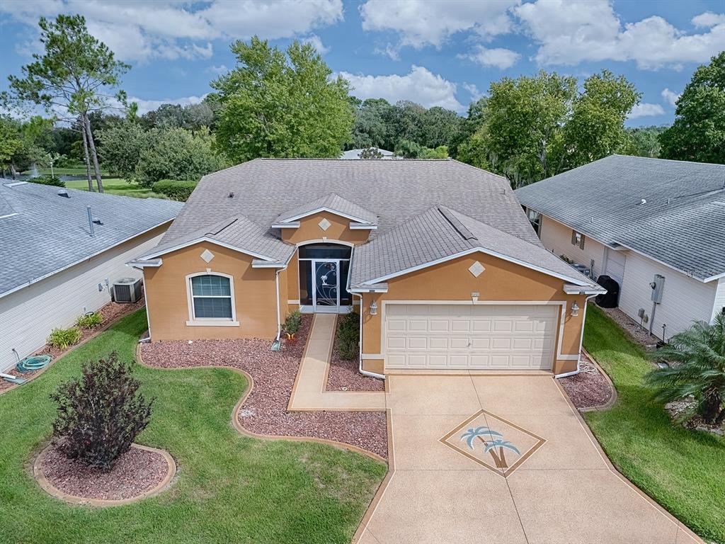 Picture of 721 Old Oaks Lane, Leesburg, FL 34748