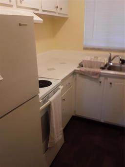 Picture of 1700 6Th Street Nw Unit C7, Winter Haven, FL 33881