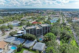 Picture of 512 W Venice Avenue Unit 403, Venice, FL 34285