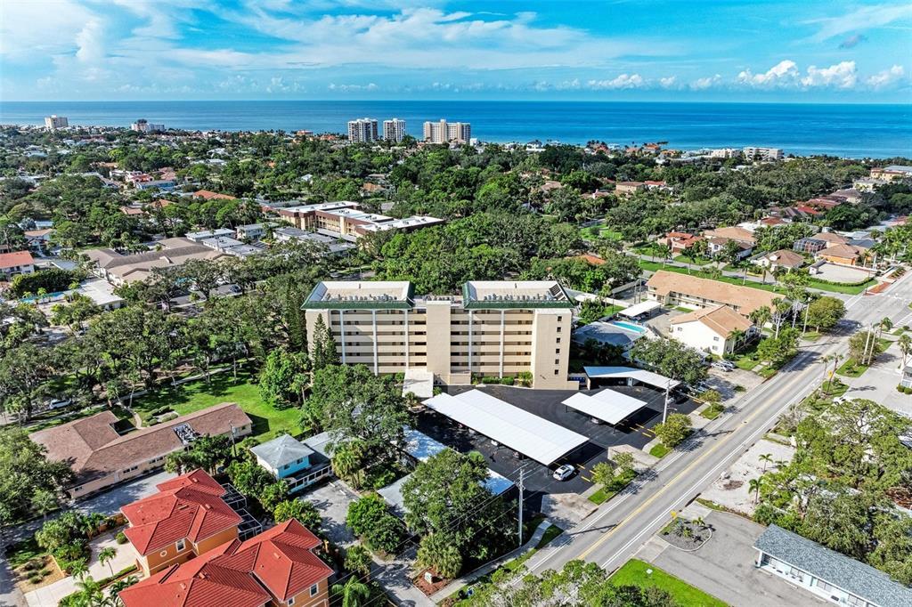 Picture of 512 W Venice Avenue Unit 403, Venice, FL 34285