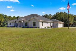 Picture of 5615 NW 202Nd Place, Mc Intosh, FL 32664