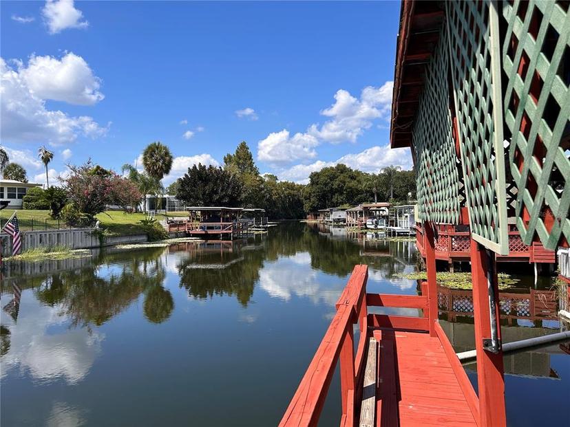 Picture of 34323 Island Drive, Leesburg FL 34788