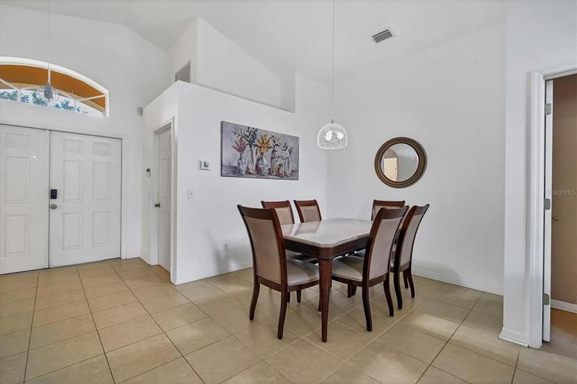 Picture of 1122 Vinetree Drive, Brandon FL 33510