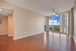 Picture of 322 E Central Boulevard Unit 1214, Orlando, FL 32801