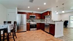 Picture of 823 32Nd Avenue E, Bradenton, FL 34208