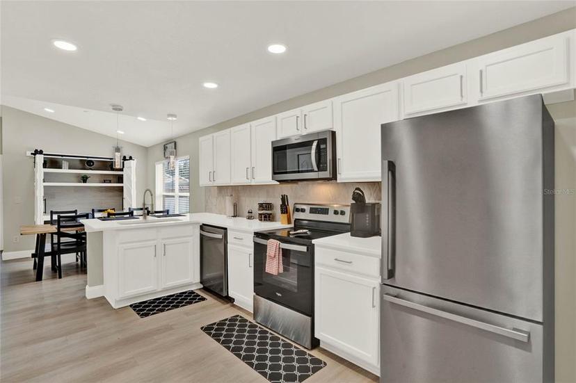 Picture of 188 Ridgemont Court, Davenport FL 33896