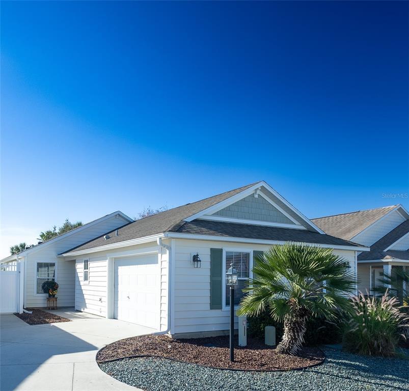 Picture of 1750 Kingfisher Court, The Villages FL 32162