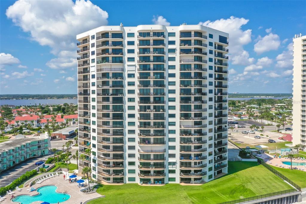Picture of 2555 S Atlantic Avenue Unit 207, Daytona Beach Shores, FL 32118