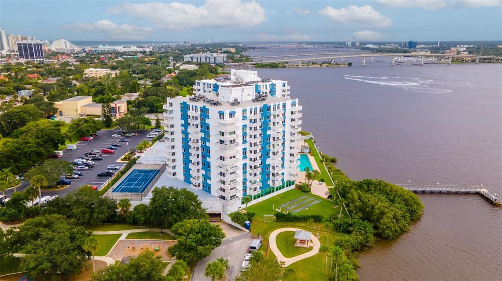 Picture of 925 N Halifax Avenue Unit # 408, Daytona Beach, FL 32118
