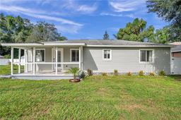 Picture of 12304 N Oakleaf Avenue, Tampa, FL 33612