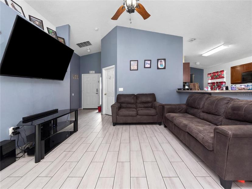 Picture of 9920 4Th Avenue, Orlando FL 32824