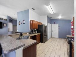 Picture of 9920 4Th Avenue, Orlando, FL 32824