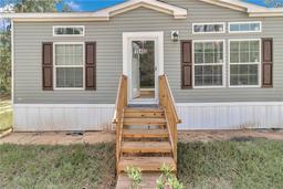 Picture of 15450 NE 17Th Place, Williston, FL 32696