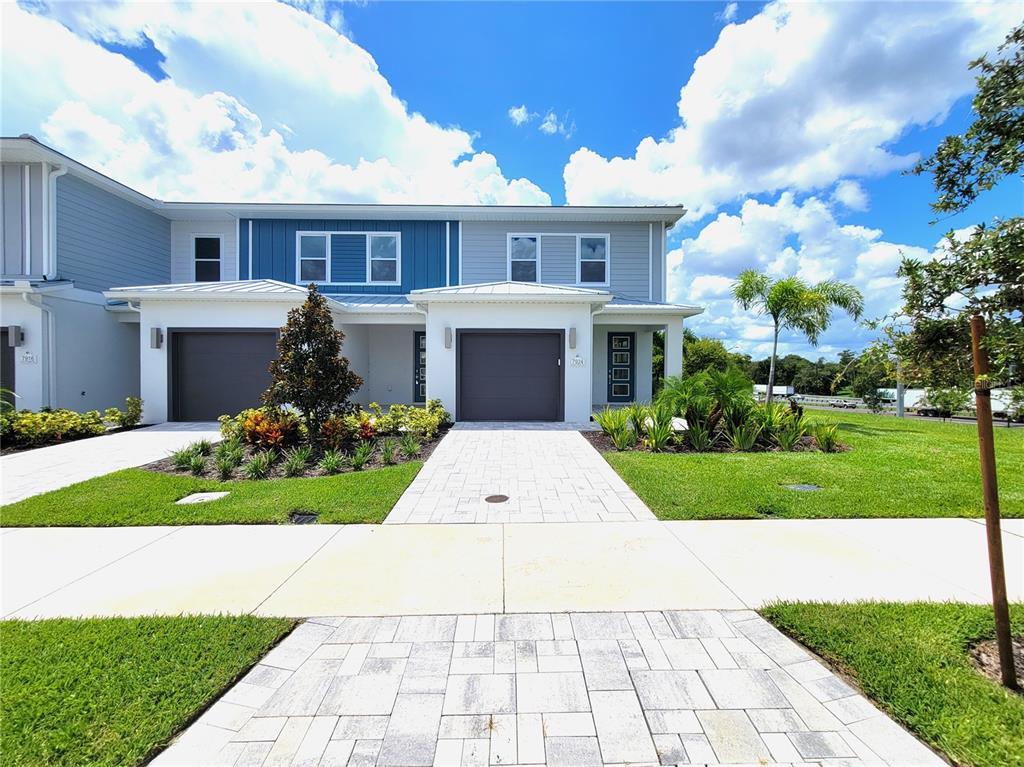 Picture of 7924 Spectrum Drive, Kissimmee, FL 34747