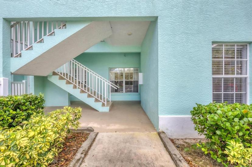 Picture of 19385 Water Oak Drive Unit L-106, Port Charlotte FL 33948