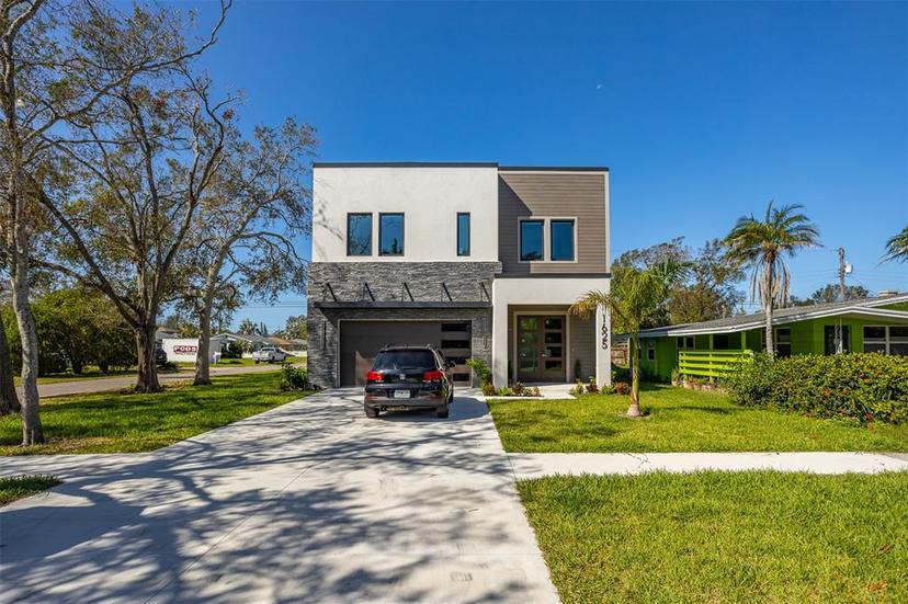 Picture of 1625 55Th Street S, Gulfport FL 33707