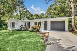 Picture of 500 Glover Street, Eustis, FL 32726
