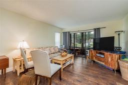 Picture of 3133 Lake Pine Way Unit D1, Tarpon Springs, FL 34688