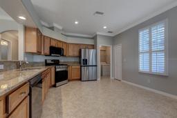 Picture of 5803 Blue Savannah Drive, Leesburg, FL 34748