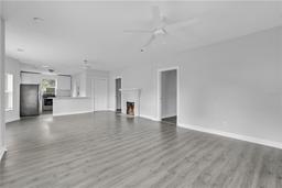 Picture of 295 S Oak Avenue, Bartow, FL 33830