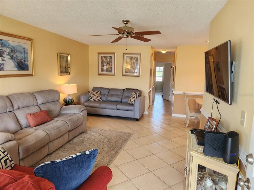 Picture of 4744 Azalea Drive Unit 203B, New Port Richey FL 34652