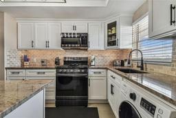 Picture of 1847 Shore Drive S Unit 614, South Pasadena, FL 33707