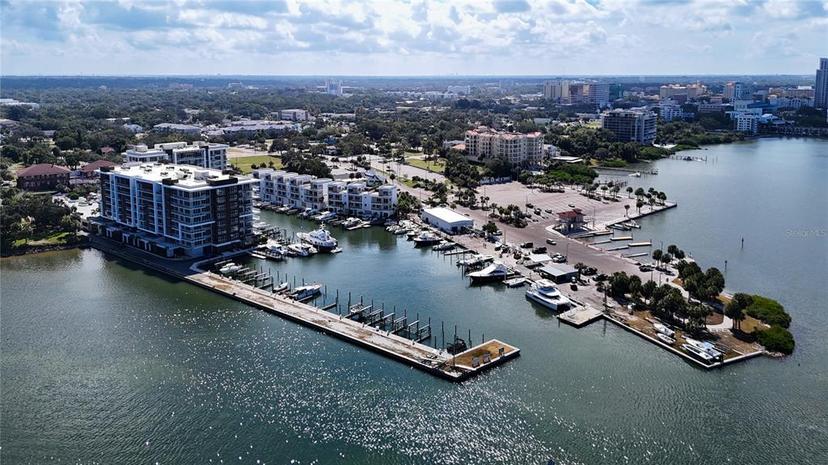 Picture of 920 N Osceola Avenue Unit 703, Clearwater FL 33755