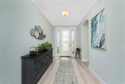 Picture of 552 Box Elder Court, Englewood, FL 34223