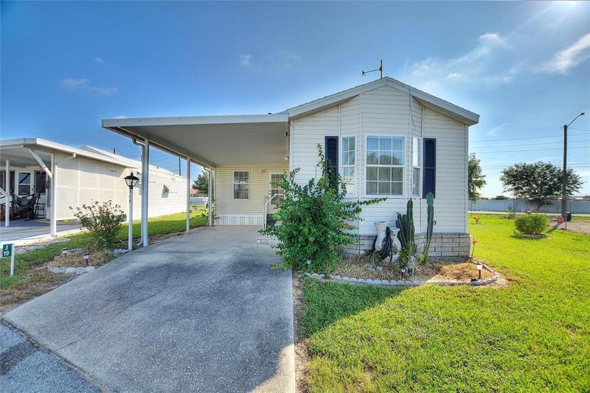 Picture of 251 Patterson Road Unit J19, Haines City FL 33844