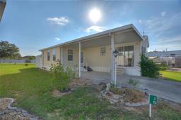 Picture of 251 Patterson Road Unit J19, Haines City, FL 33844