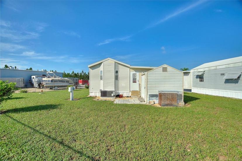 Picture of 251 Patterson Road Unit J19, Haines City FL 33844