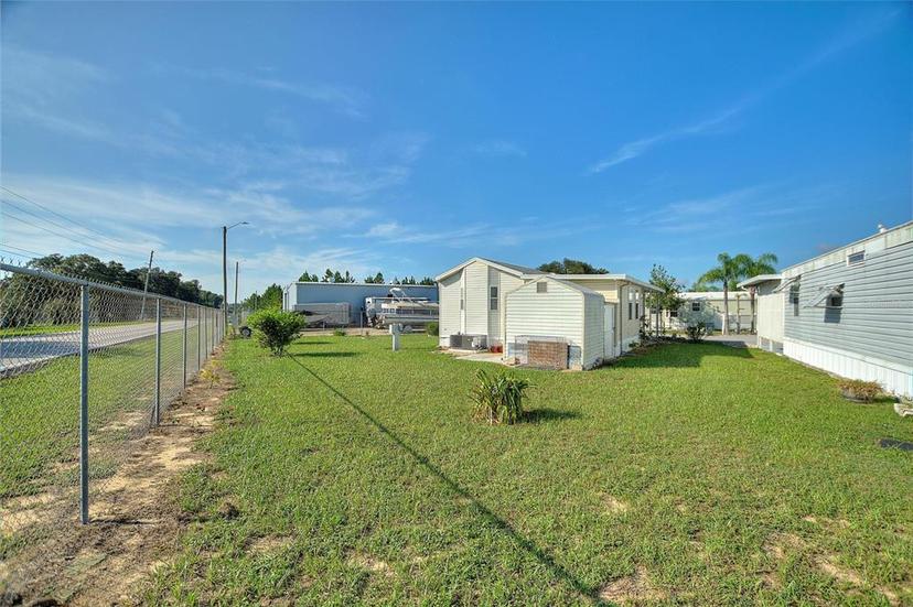 Picture of 251 Patterson Road Unit J19, Haines City FL 33844