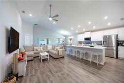 Picture of 872 Sydney Street, Davenport, FL 33837