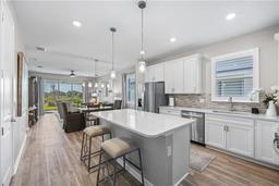 Picture of 10646 Spring Tide Way, Parrish, FL 34219