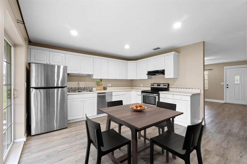 Picture of 106 Oregon Avenue, Saint Cloud FL 34769