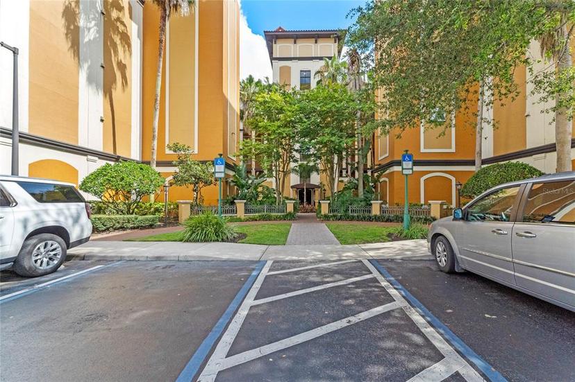 Picture of 12556 Floridays Resort Drive Unit 207-A, Orlando FL 32821
