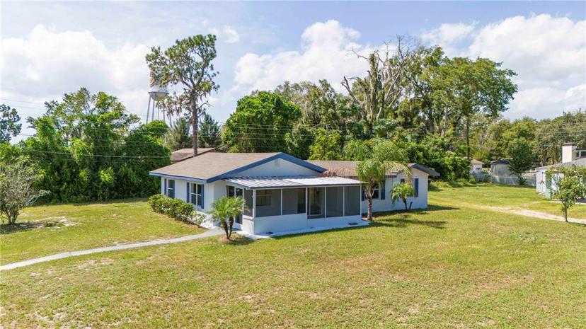 Picture of 168 E Sunset Street, Groveland FL 34736