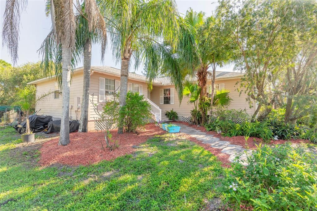 Picture of 1035 S State Road 415, New Smyrna Beach, FL 32168