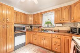 Picture of 1035 S State Road 415, New Smyrna Beach, FL 32168